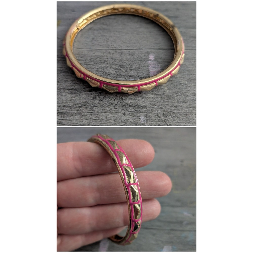 Gold Tone Pink Enamel Pyramid Stud Hinged Bangle Bracelet Geometric Statement